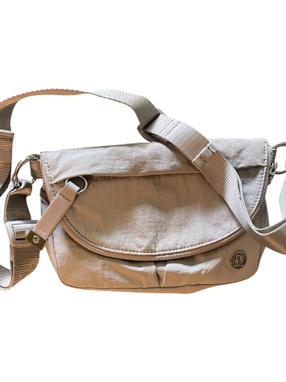 LuluLemon All Night Festival Bag Silver Lt Gray Adj Strap